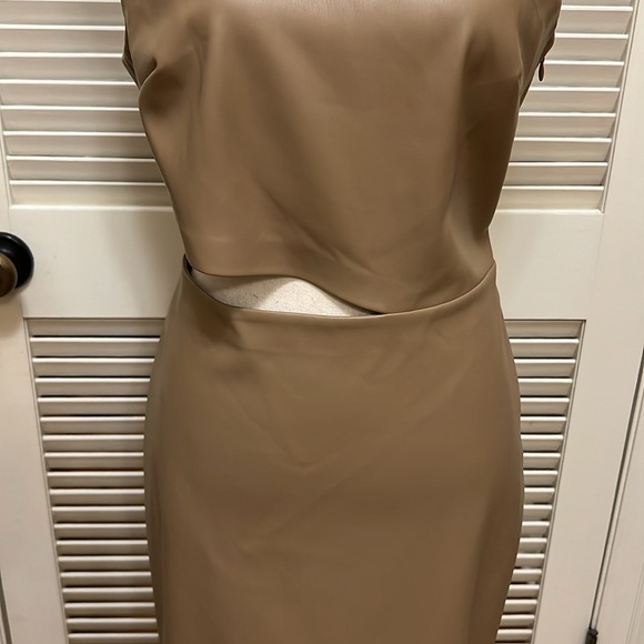 L'AGENCE Aliyah Cutout  MIDI Dress in Dark Chanterelle, Size 8, NWT - Picture 6 of 17